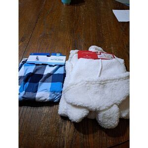 New XL Dog Up To 100lbs Jacket Coat and PJs Pajamas NWT